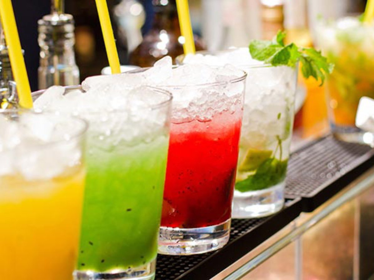Yates Cocktail Making for Groups in Hull | Book Online
