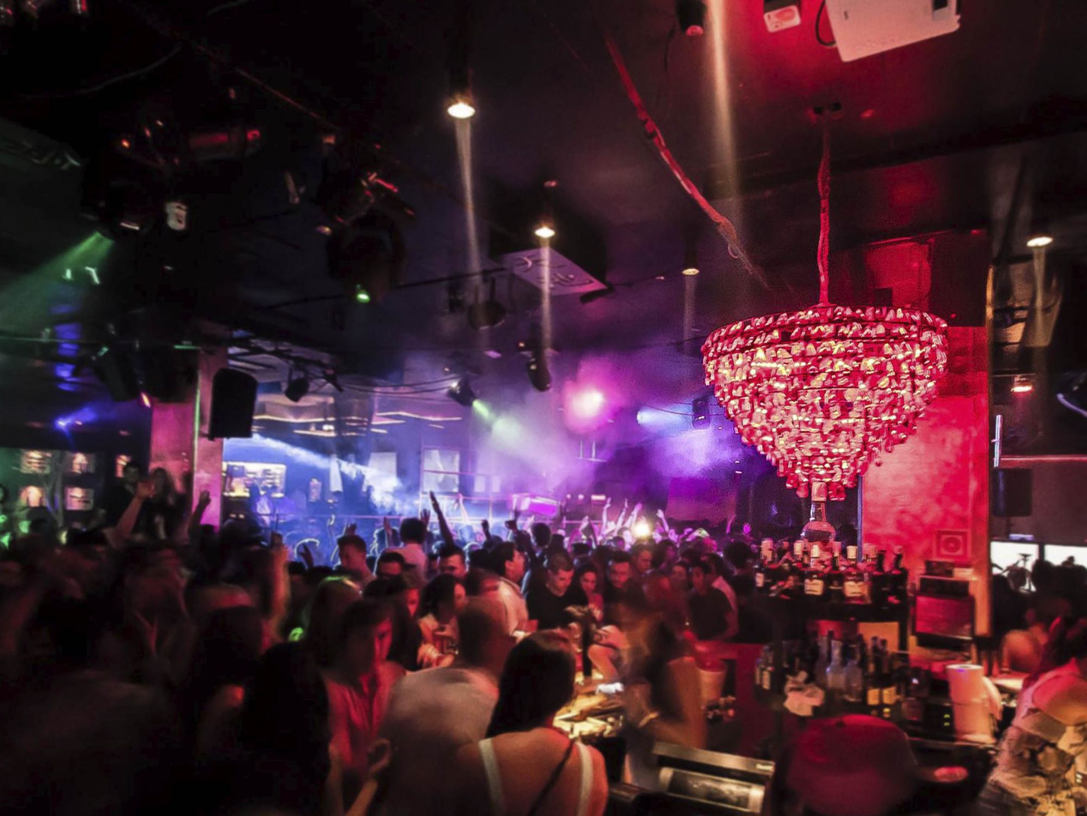 14 Best Clubs in Barcelona