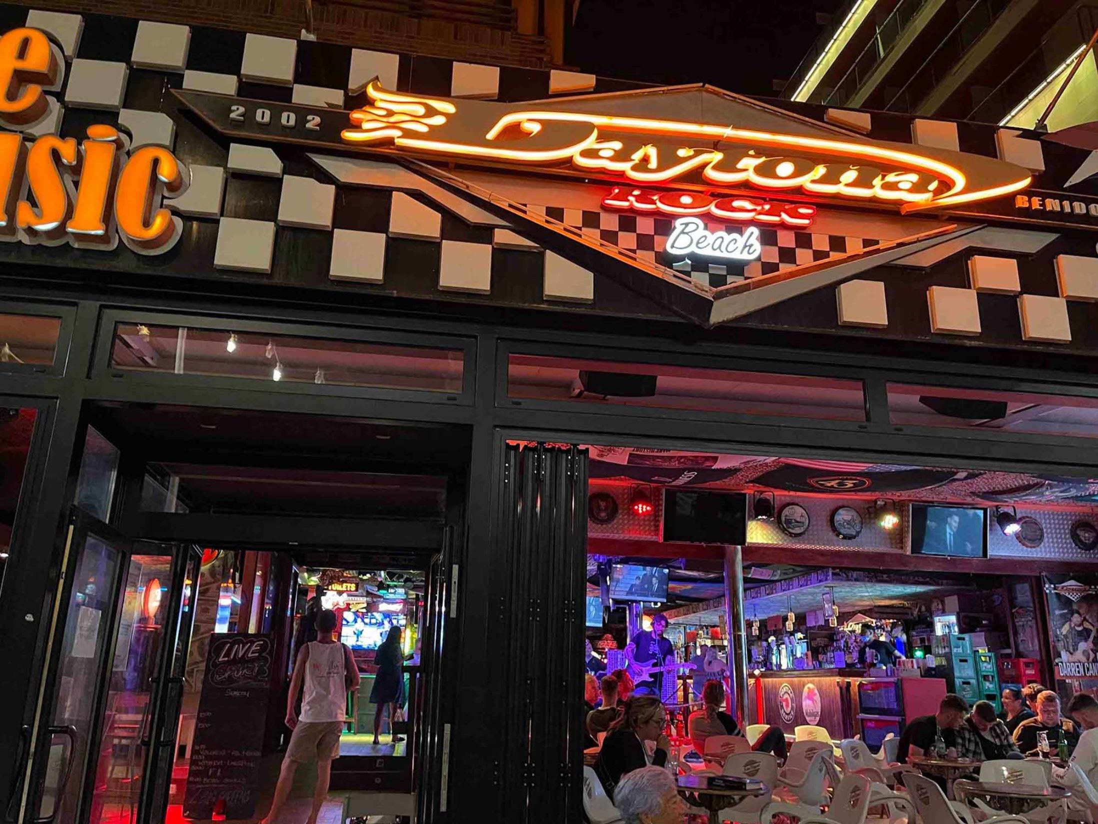 Best Bars in Benidorm | 15 Benidorm Bars