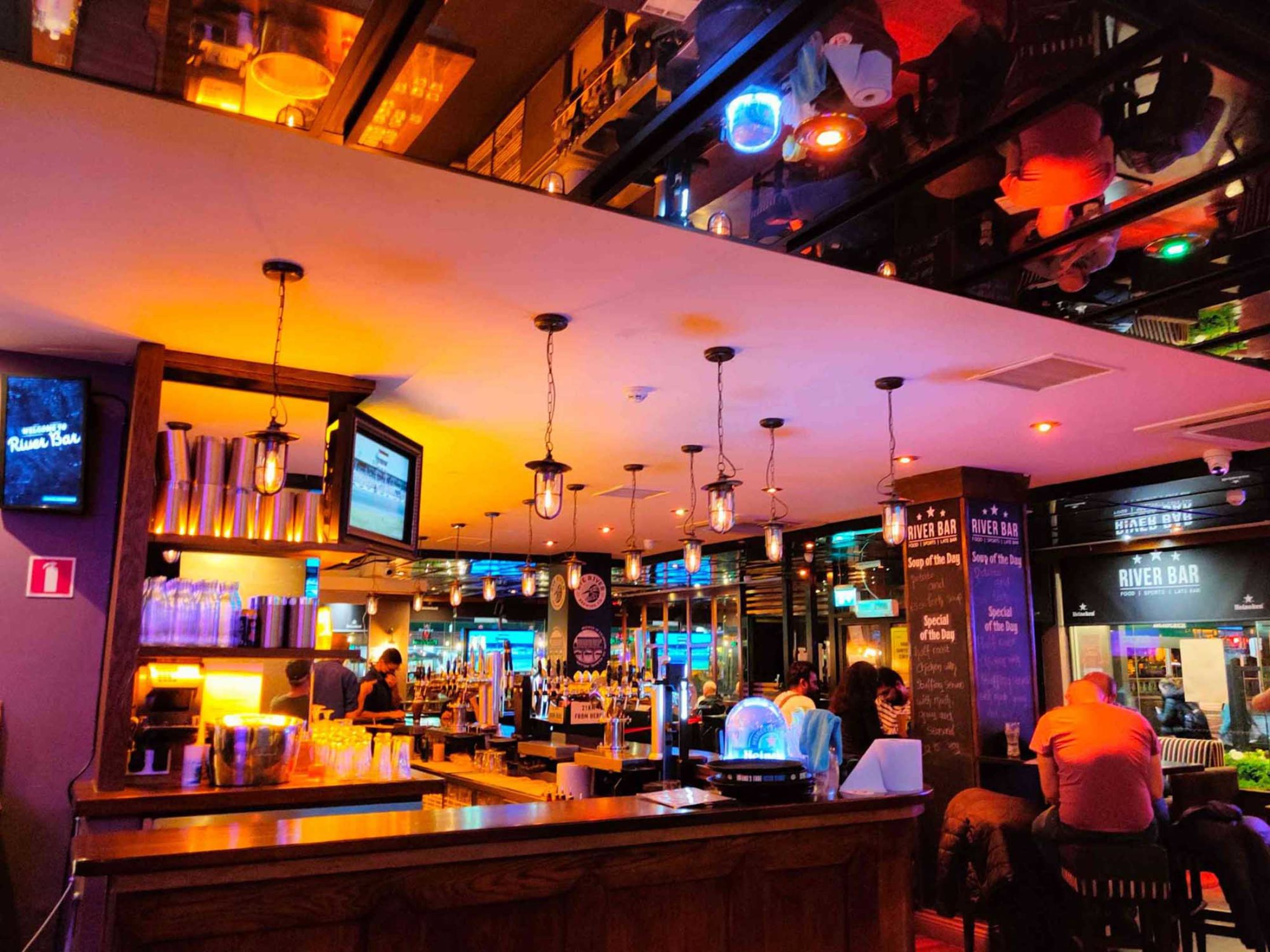 Best Bars In Dublin River Bar (content Max Breakpoint Width) ?v=b372cfe9&mode=h
